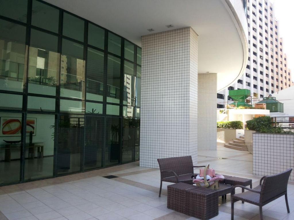  Apartamento vista MAR 2 quartos !!! 1 quadra da beira mar
