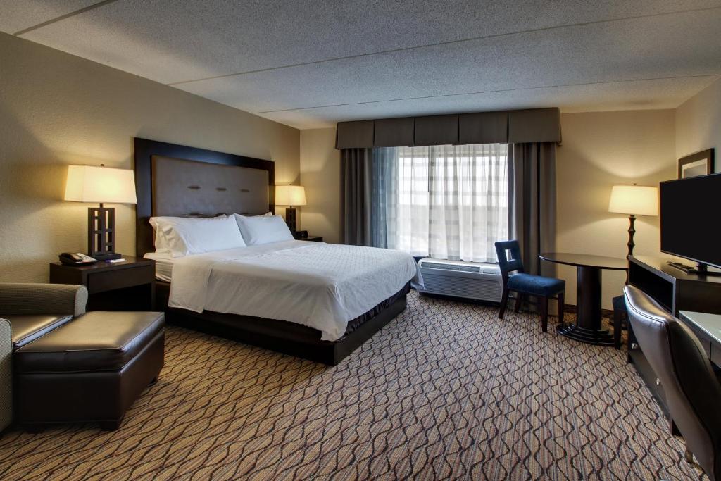 Holiday Inn Express Baltimore BWI Airport West by IHG photo