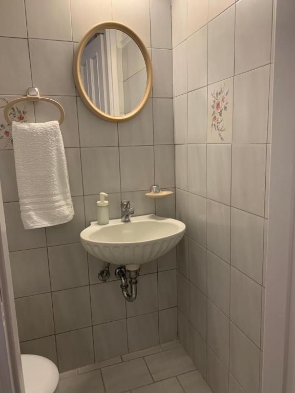 A bathroom at Treasure cosy flat