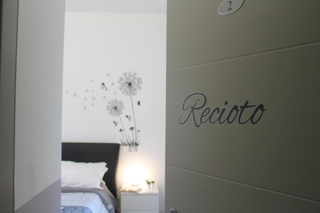 Posteľ alebo postele v izbe v ubytovaní ValpoHome&Rooms