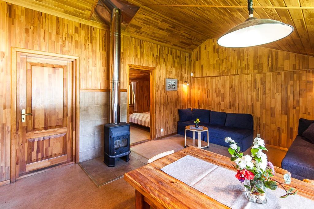 Lauču Akmens - One-Bedroom House