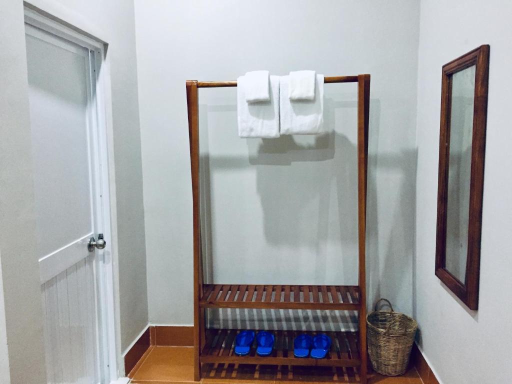 Eden House & Coffee Con Dao - 5