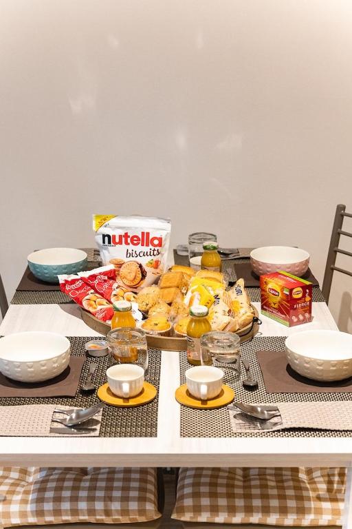 Carrara Deluxe Home - 12