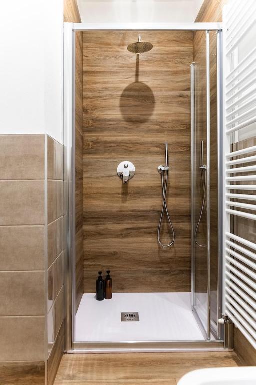 Carrara Deluxe Home - 3