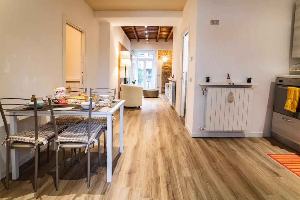 Carrara Deluxe Home - 10