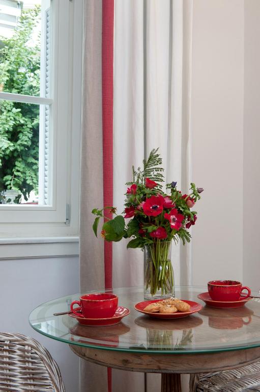 Acropolis TownHouseCo Suites - 2