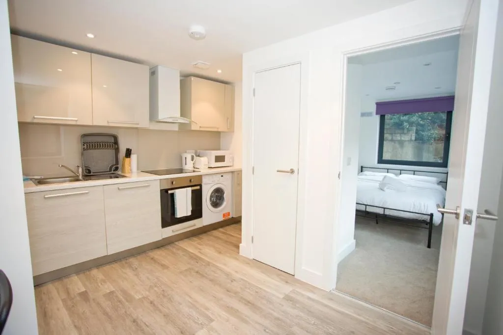 8 Compass Point, Bournemouth, United Kingdom