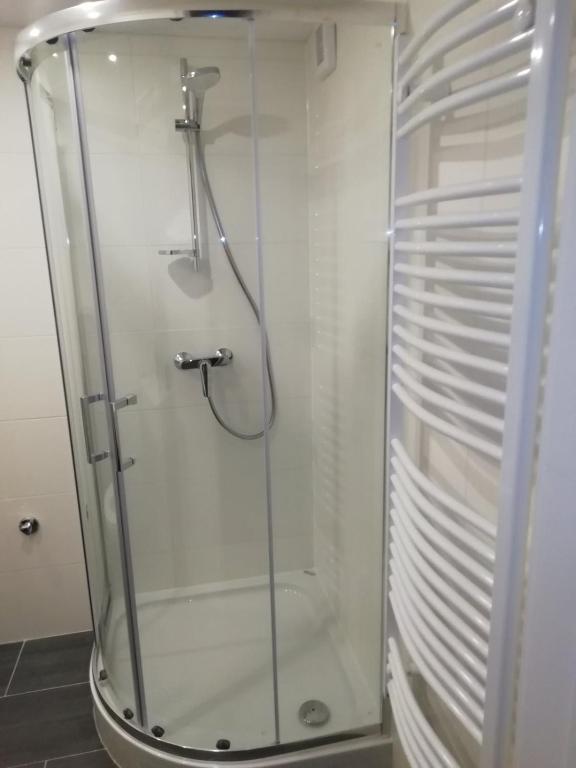 Kúpeľňa v ubytovaní Luxury new cozy flat at Dob street nearby Gozsdu court
