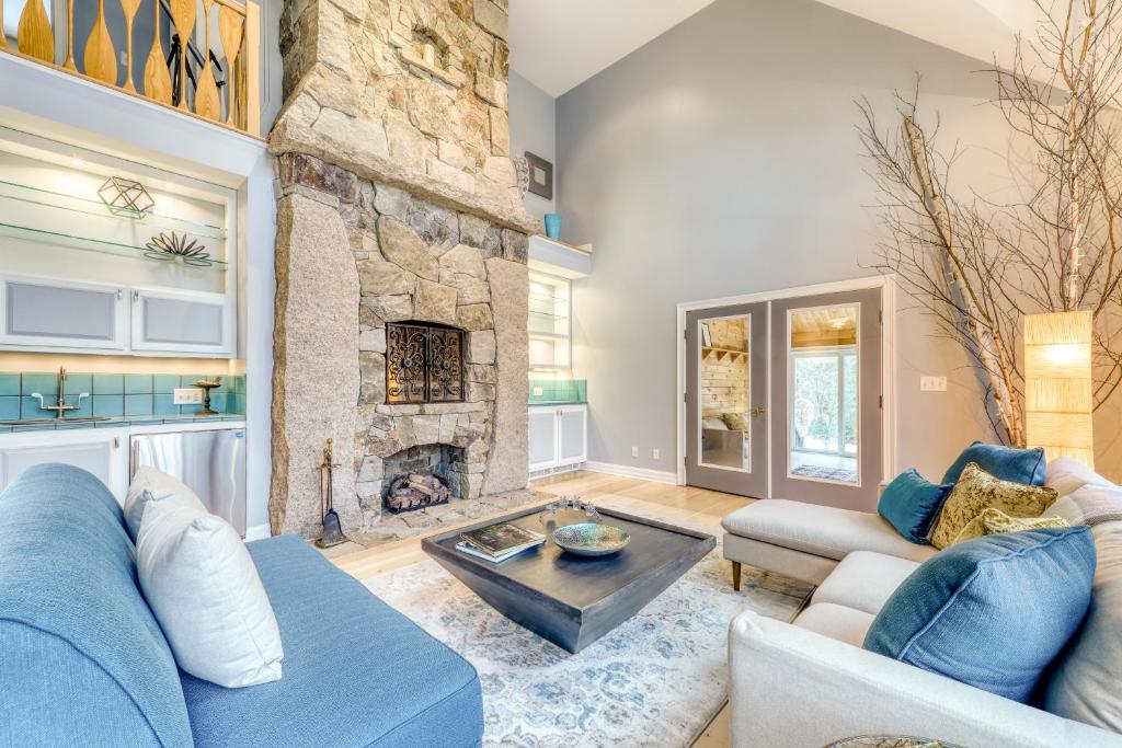 Stone Creek Retreat - Housity