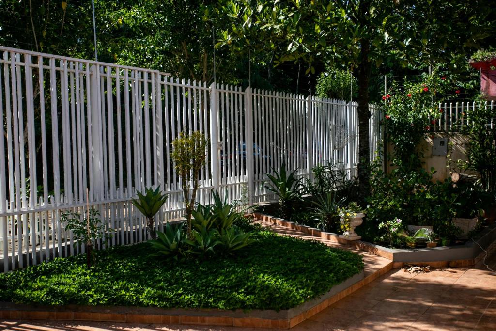 Zahrada ubytování Cachoeira dos pássaros