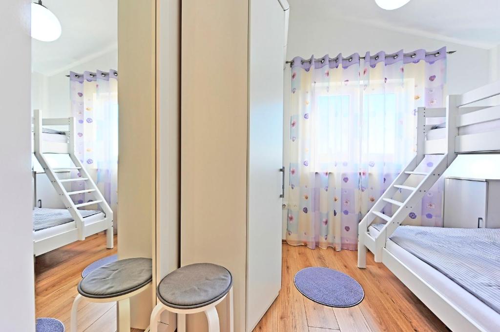Postel nebo postele na pokoji v ubytování Casa Tara Three-Bedroom Holiday Home