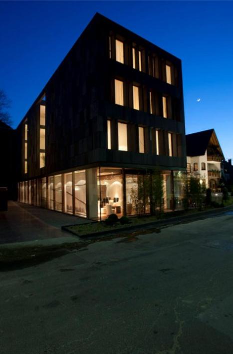 Budova, kde se hotel nachází