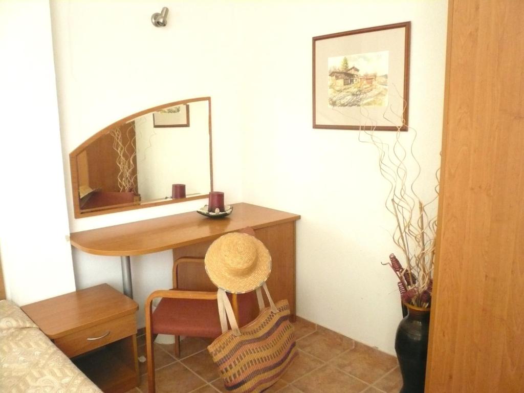 Park Hotel Briz - All Inclusive & Free Parking - Two-Bedroom Suite With Sea View And Balcony