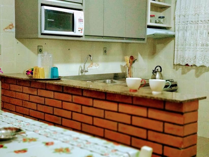  CASA TOP 3 QUARTOS NO CENTRO DE BALNEÁRIO