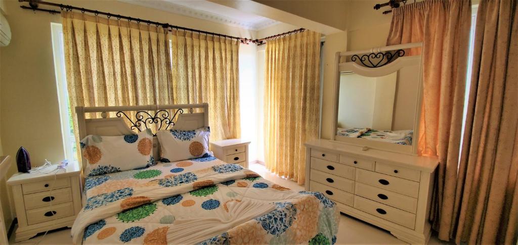Luxury Apartment with Ocean View in Oyster Bay - 三居室公寓