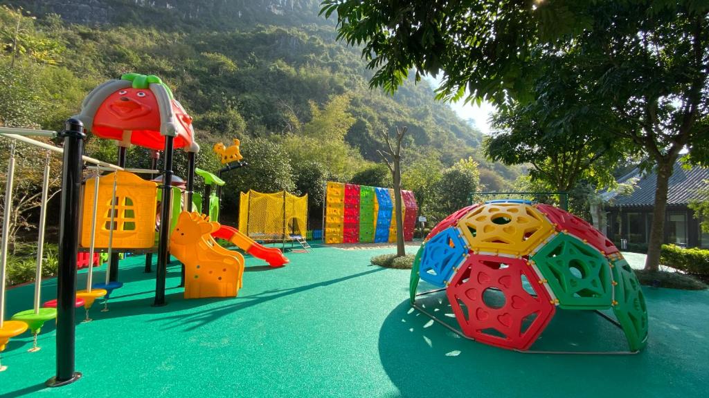 Herní místnost nebo prostor pro děti v ubytování Banyan Tree Yangshuo