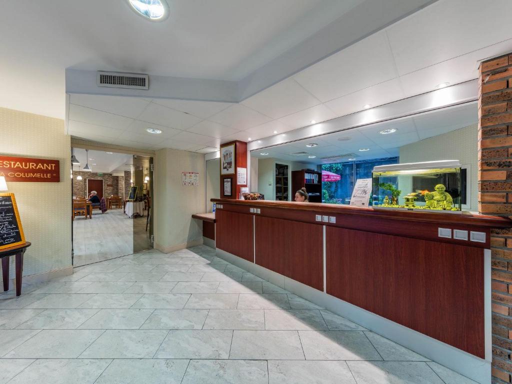 Vstupní hala nebo recepce v ubytování Noemys Neris Montlucon - hotel restaurant
