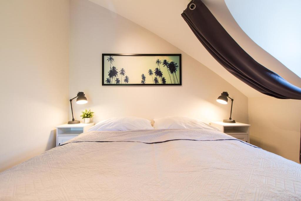 The Greenery Apartments - Deluxe Apartment