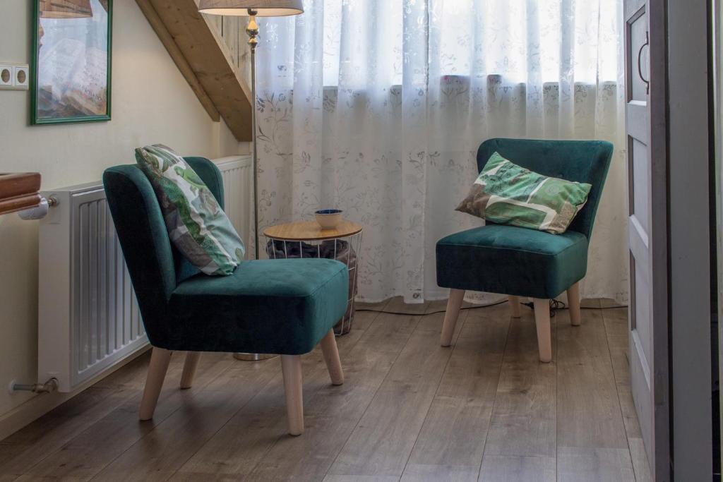 Khu vực ghế ngồi tại B&B Aan het Park Eindhoven