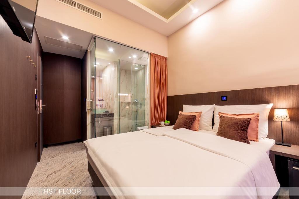 Center Ljubljana - Resim 9