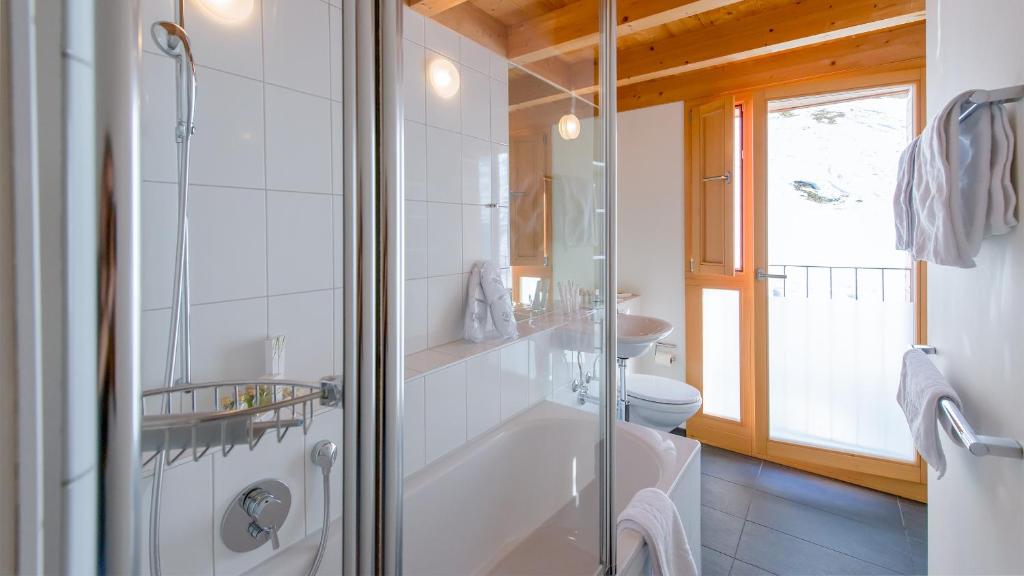 Koupelna v ubytování Chalet Roossi