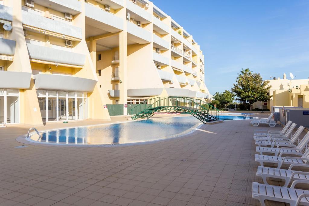 IM On Meia Praia Terrasse - Appartement Met één Slaapkamer