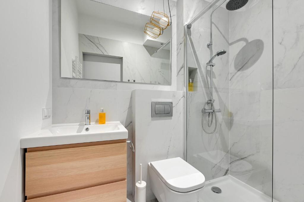 Kúpeľňa v ubytovaní GRANO APARTMENTS Gdańsk Motława SPA & Wellness