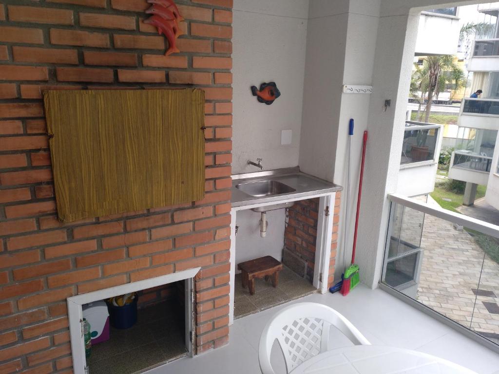  Meia Praia com 3 Quartos com Wifi e Ar - Beira Mar