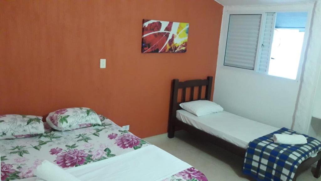  Tropical Hostel Pousada