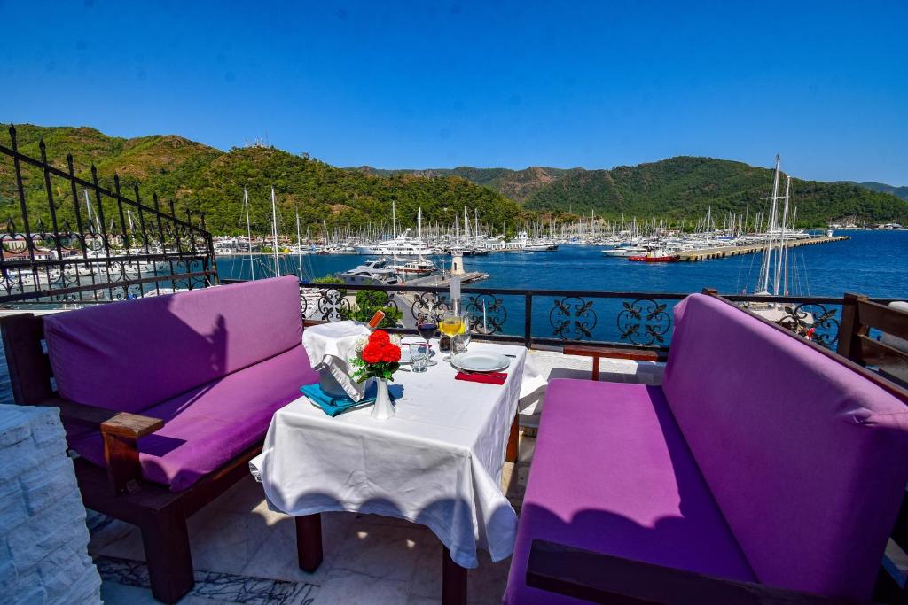 Mets Boutique Hotel - Appartement Duplex Avec Vue Sur Mer