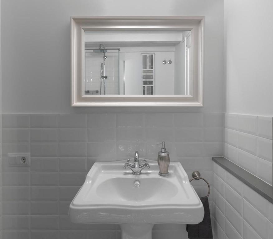 Gallery image of Rossell&oacute; Apartment in Barcelona