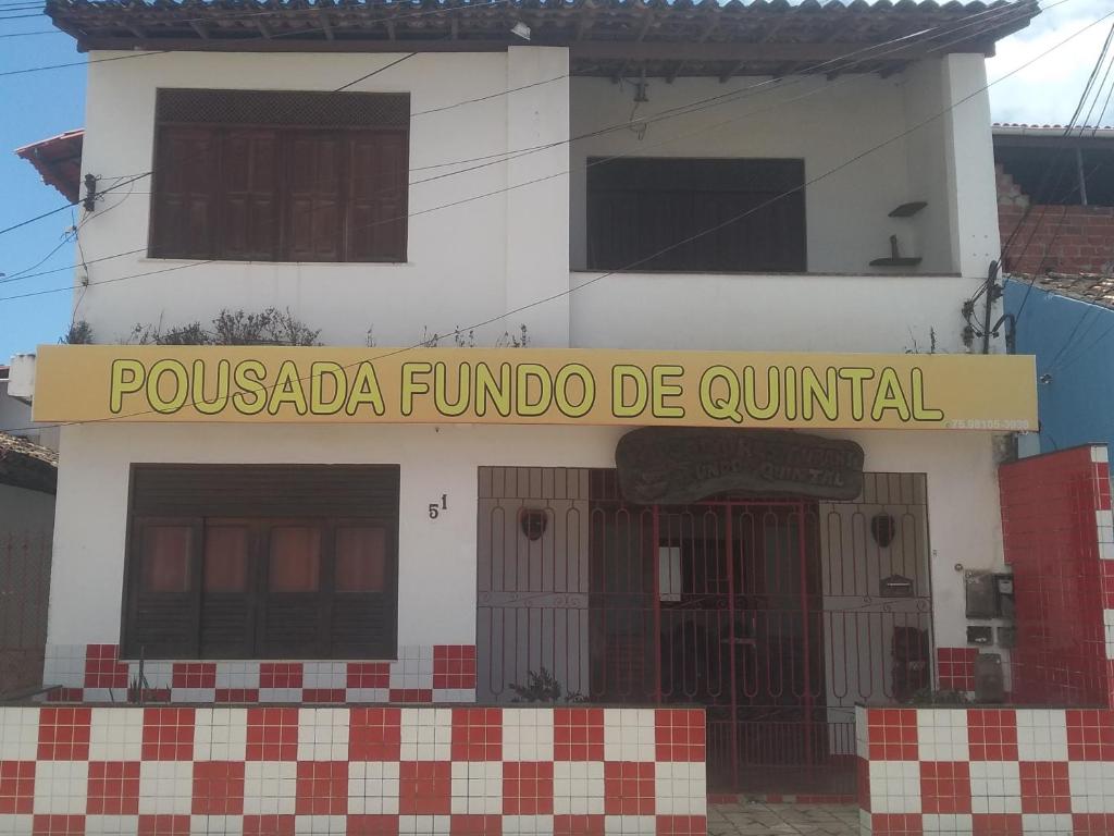  Pousada Fundo de Quintal