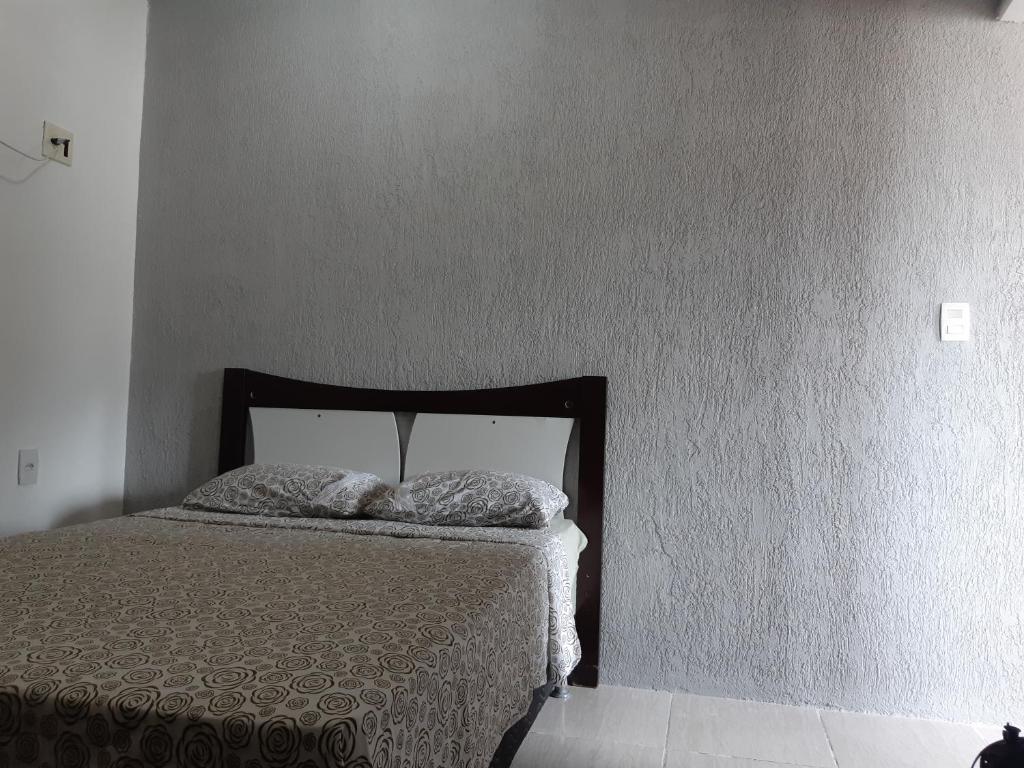  Casa pra temporada (Praia dos Anjos)