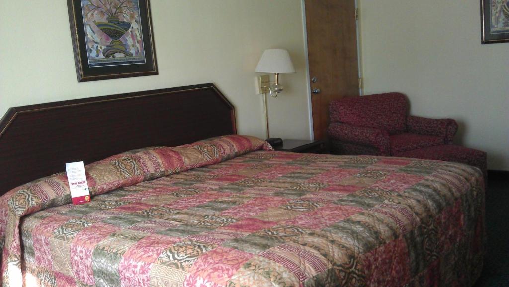 Super 8 by Wyndham Burleson Fort Worth Area - Habitación King - Fumadores