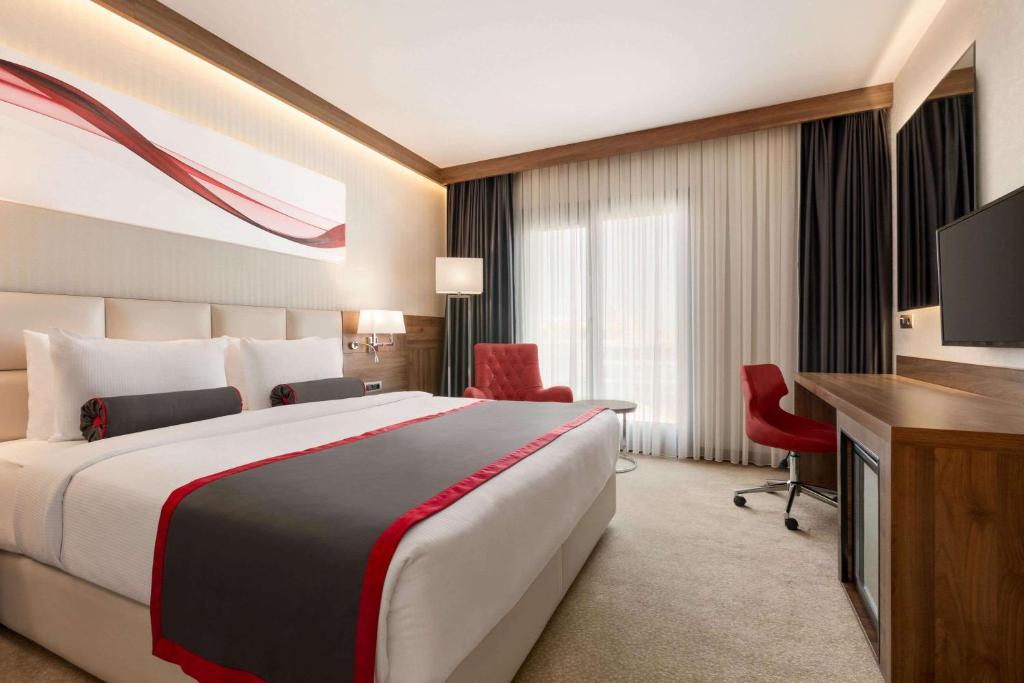Ramada by Wyndham Beylikduzu - Habitación Doble Deluxe Con Vistas Al Mar