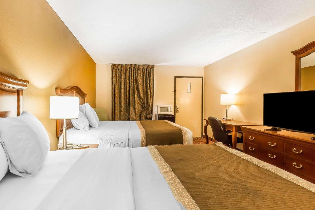 Rodeway Inn - Chambre Queen Avec Deux Lits Queen - Non-fumeur