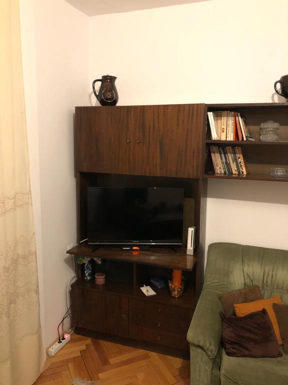TV a/nebo společenská místnost v ubytování Practico, cómodo y céntrico.