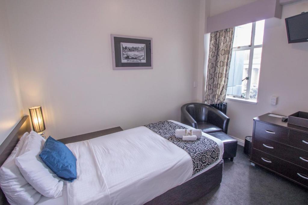 Hotel Waterloo & Backpackers - Resim 19