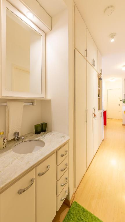  Lindo apartamento no coração de SP a 400 m do metrô