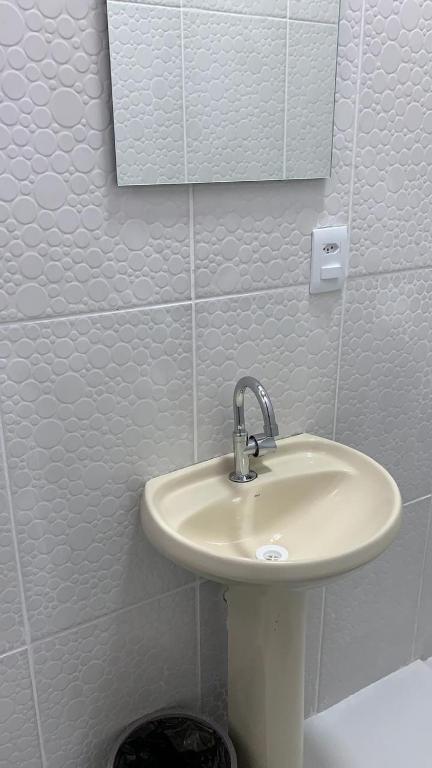  Kitnet VIP no Centro com Wi-Fi disponível