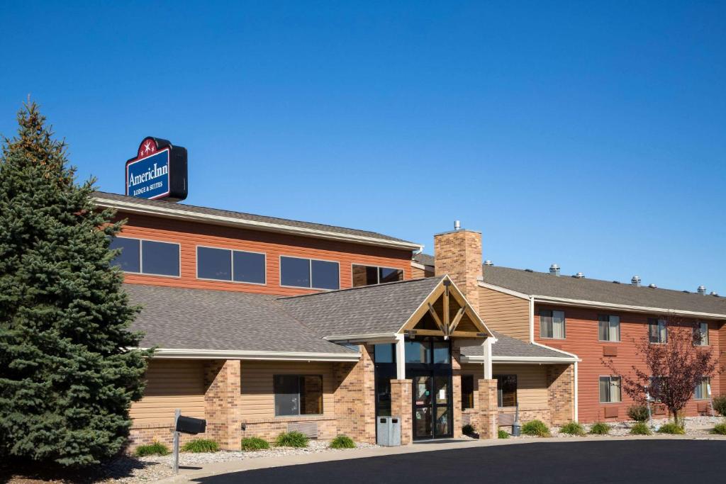 a rendering of the front of a hotel at AmericInn by Wyndham Sioux City in Sioux City