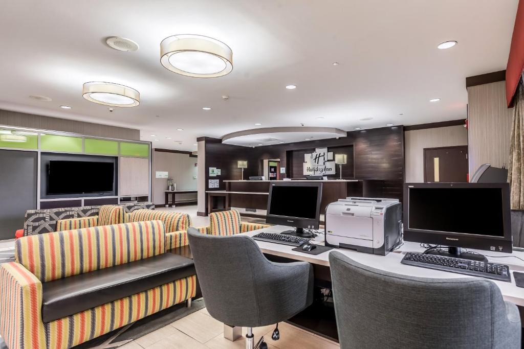 Holiday Inn - Indianapolis Downtown by IHG photo