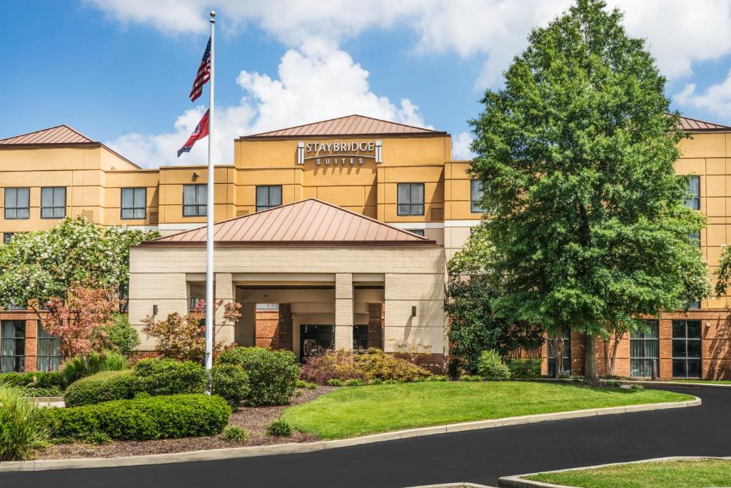 a rendering of the front of a hotel at Staybridge Suites Memphis-Poplar Ave East, an IHG Hotel in Memphis