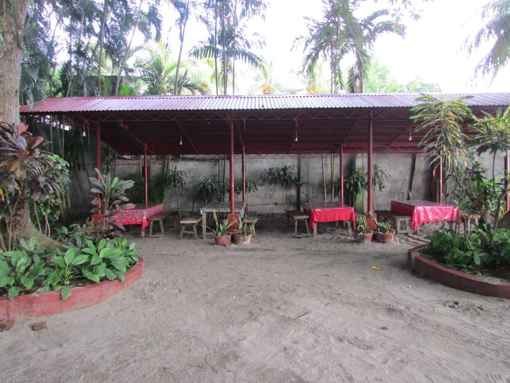 Fotografie z fotogalerie ubytování Felipa Beach and Guesthouse - Newly Renovated Airconditioned Guest Rooms v destinaci Dumaguete