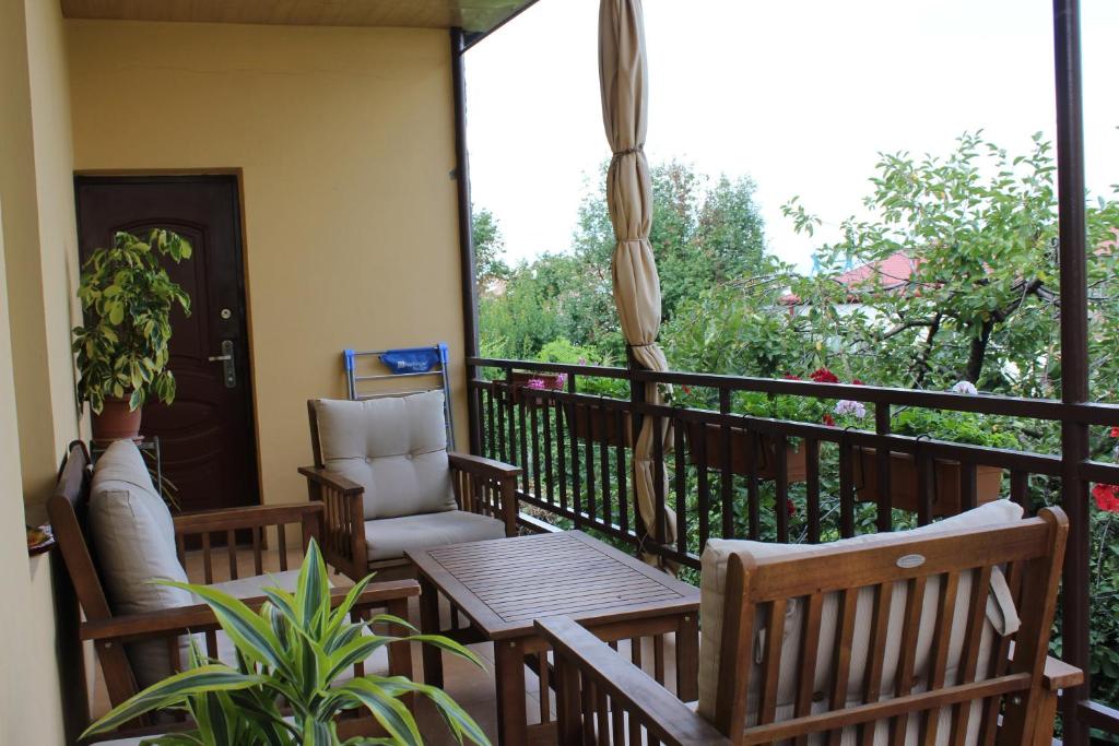 Balkón nebo terasa v ubytování Tinikos Guest House
