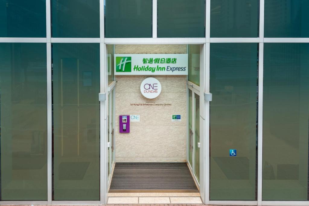 Exteriér nebo vchod ubytování Holiday Inn Express Hong Kong Mongkok by IHG