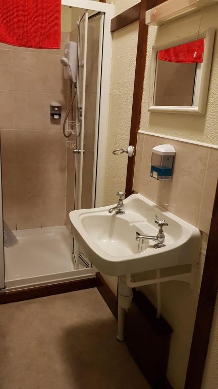 The Wheatsheaf Inn - 