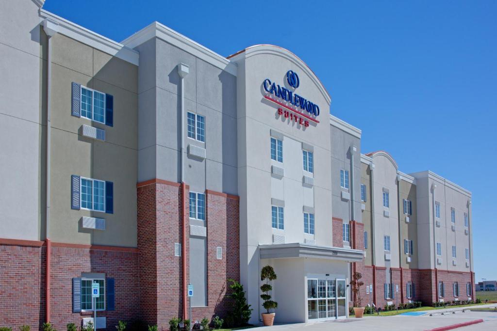 a rendering of the front of a hotel at Candlewood Suites League City, an IHG Hotel in League City