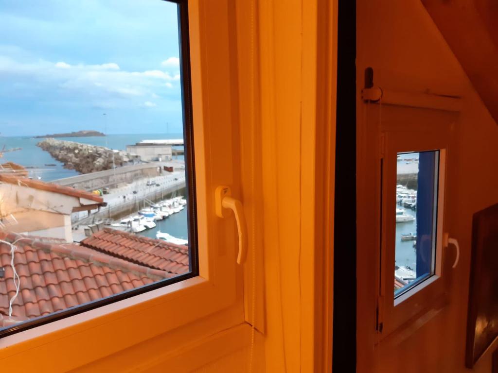 Andra Mari Portua EBI0212 y EBI1293 - 16