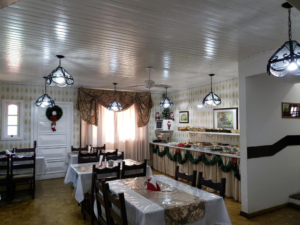 Hotel Pousada das Flores  Hotel Pousada das Flores